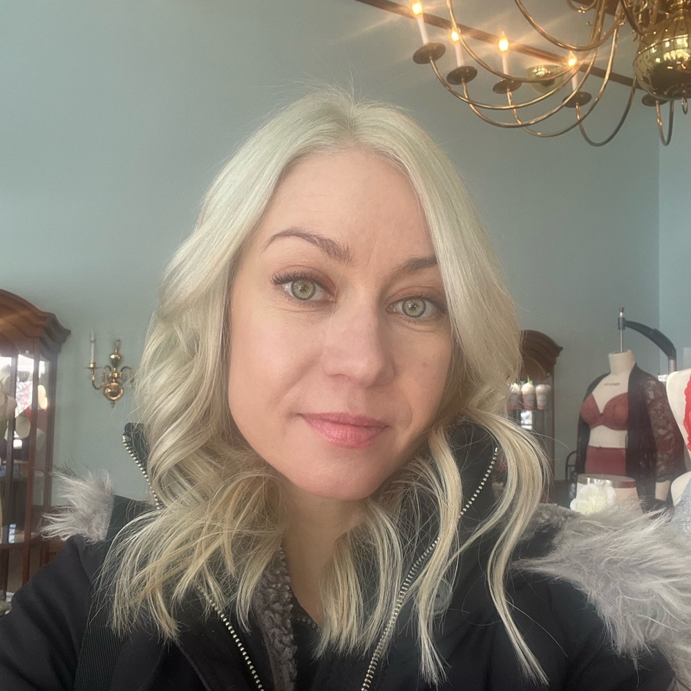 Meet your Posher, Lisa